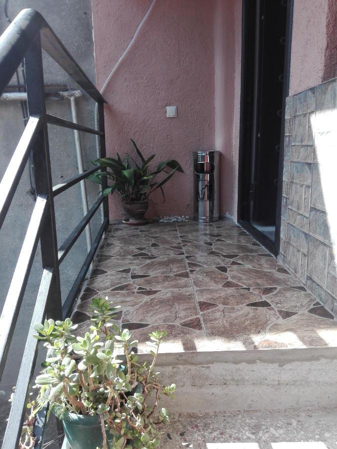 Family Apartament Lejlighed Tbilisi Eksteriør billede